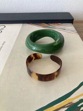 Green Resin Bangle with Tortoiseshell Cuff Set